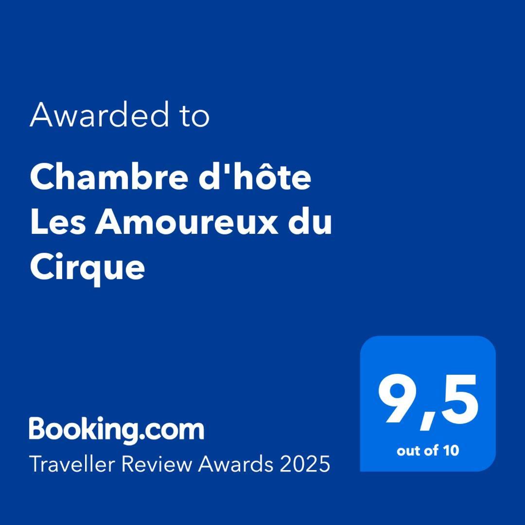 Chambre D'Hote Les Amoureux Du Cirque Cilaos Luaran gambar